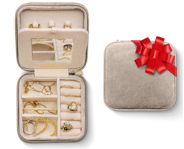 VelvetVault™ Jewelry Case | Compact & Elegant | On-The-Go Jewelry Case