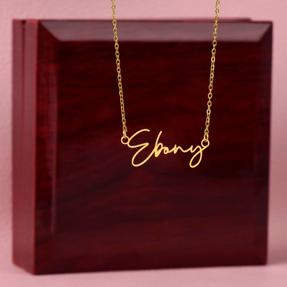 To My Mum | An Amazing Women | Gold Signature Name necklace